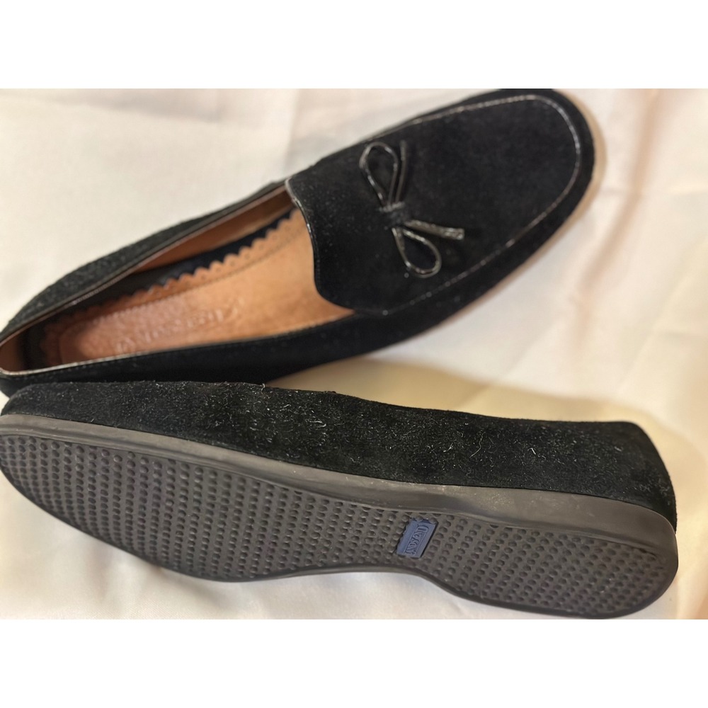 Lands‎ end slip on shoe